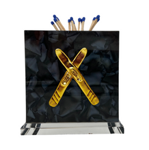 Load image into Gallery viewer, Skis Match Strike