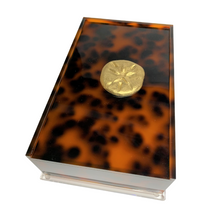 Load image into Gallery viewer, Sand Dollar Guest Towel Box