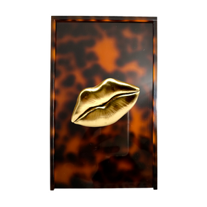 Kiss Me Lips Guest Towel Box