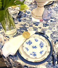 Load image into Gallery viewer, Double Dragon Napkin Rings
